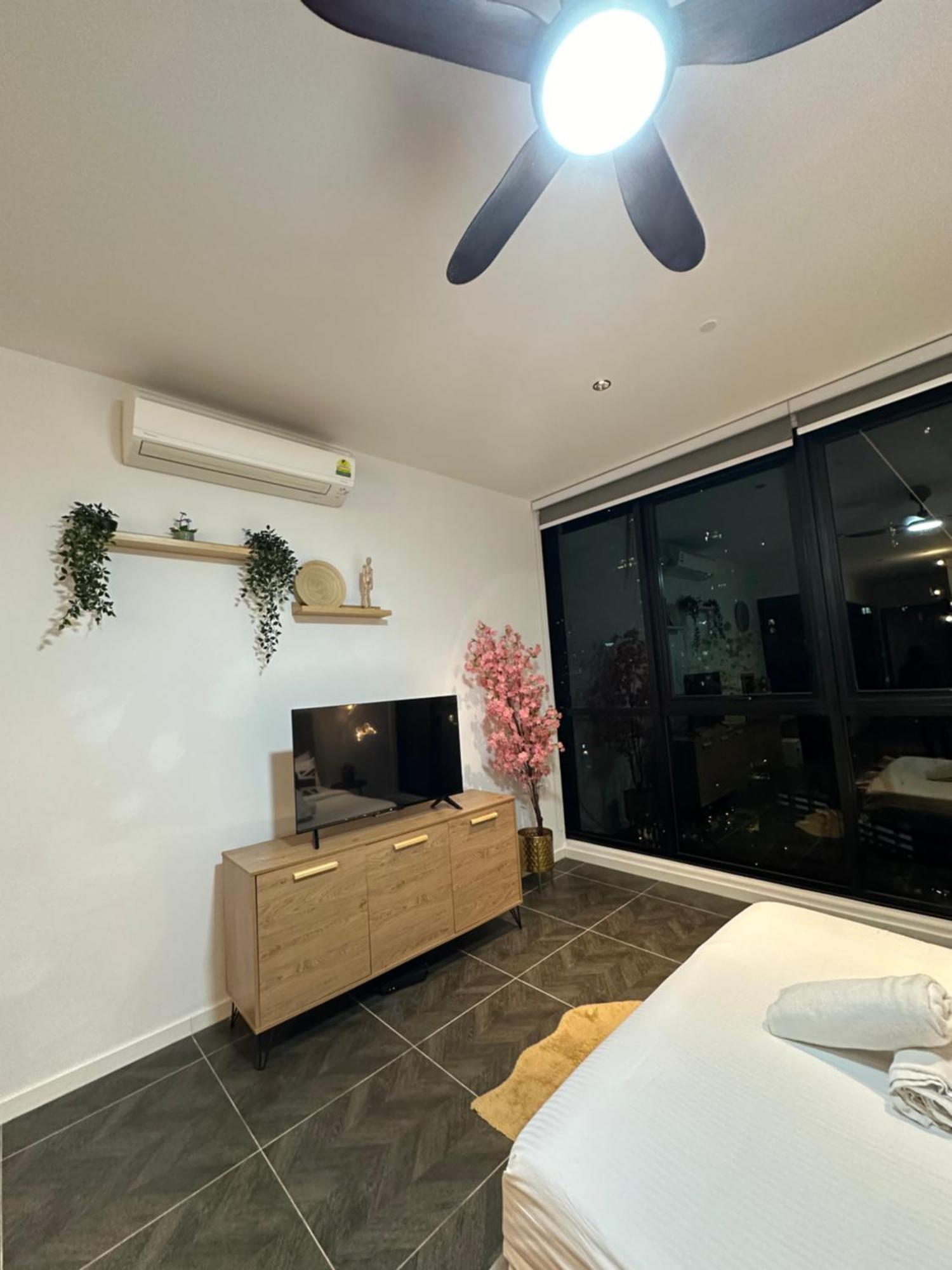 Scarletz Suites Klcc By Aura Kuala Lumpur Zewnętrze zdjęcie